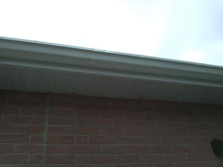 Nettoyage de gouttière Rive-Sud (Montréal)